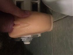 Fucking my silicone pussy